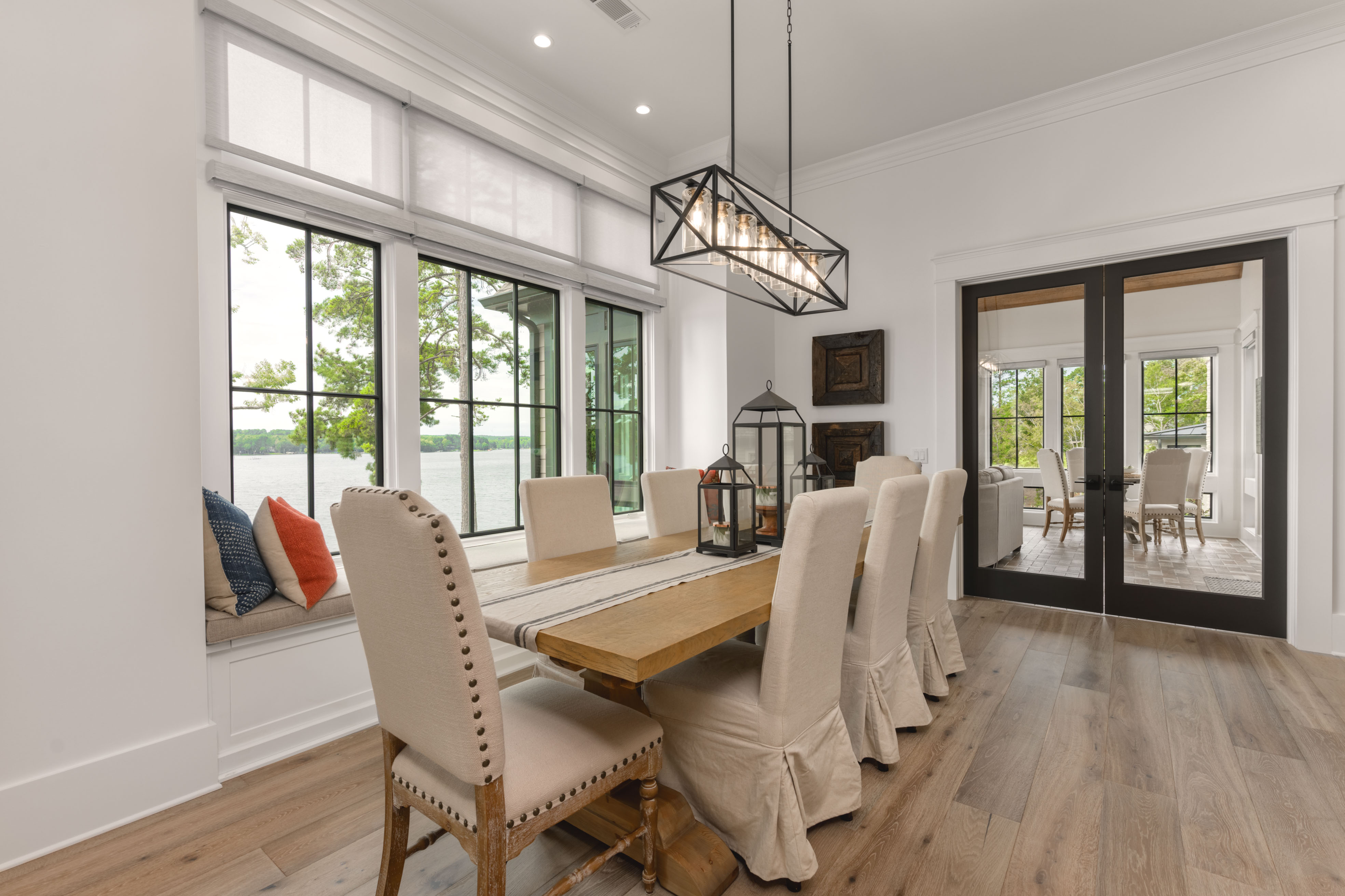 1051 South Shoals Drive image 8